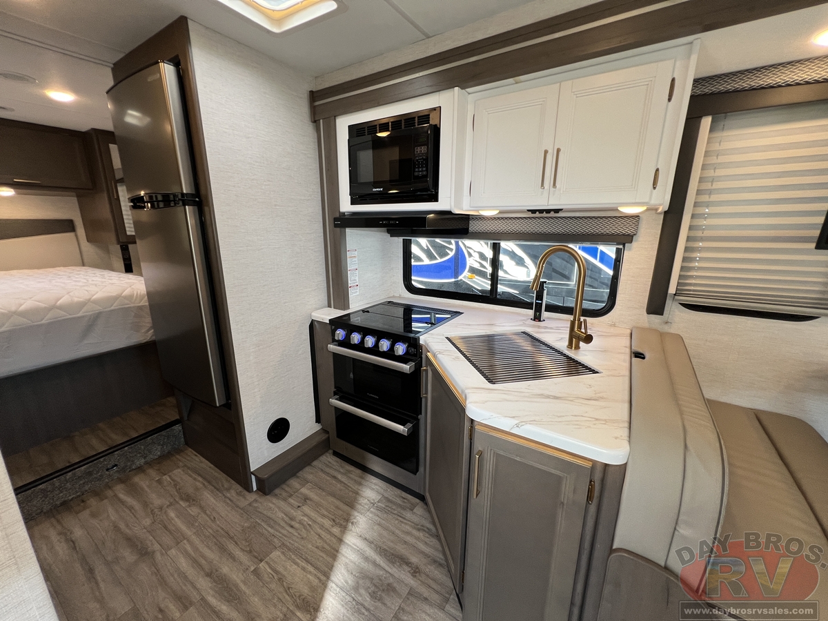 2024 Thor Motor Coach Four Winds Motorhome