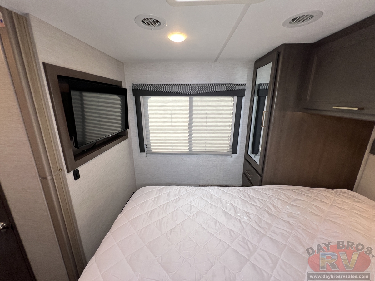 2024 Thor Motor Coach Four Winds Motorhome