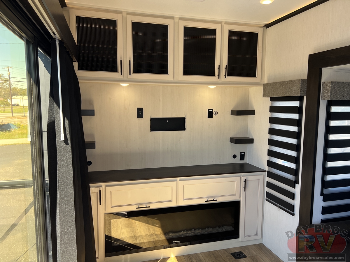 2025 Forest River Sabre 33RLP Fifth Wheel