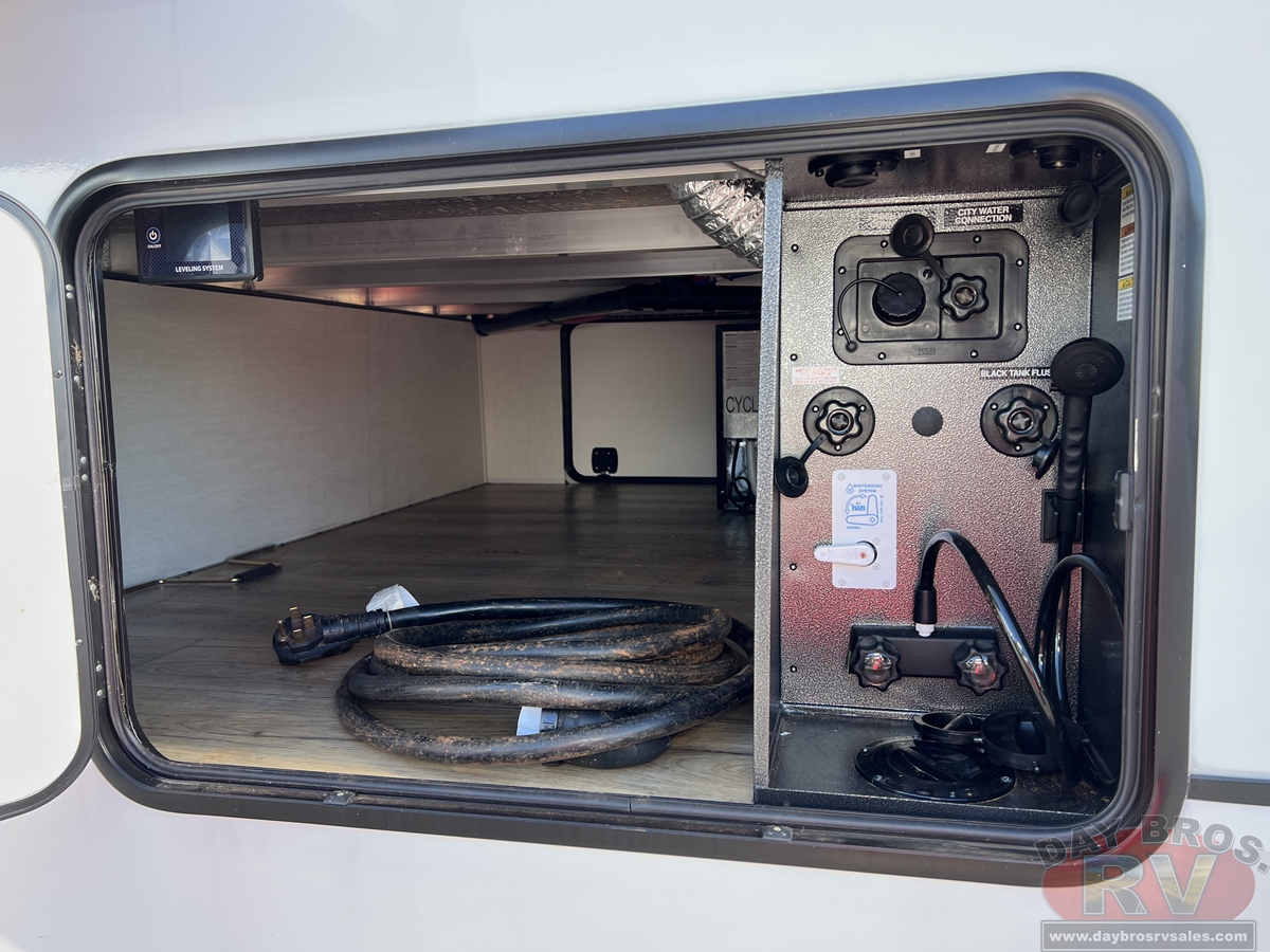 2025 Forest River Sabre 33RLP Fifth Wheel