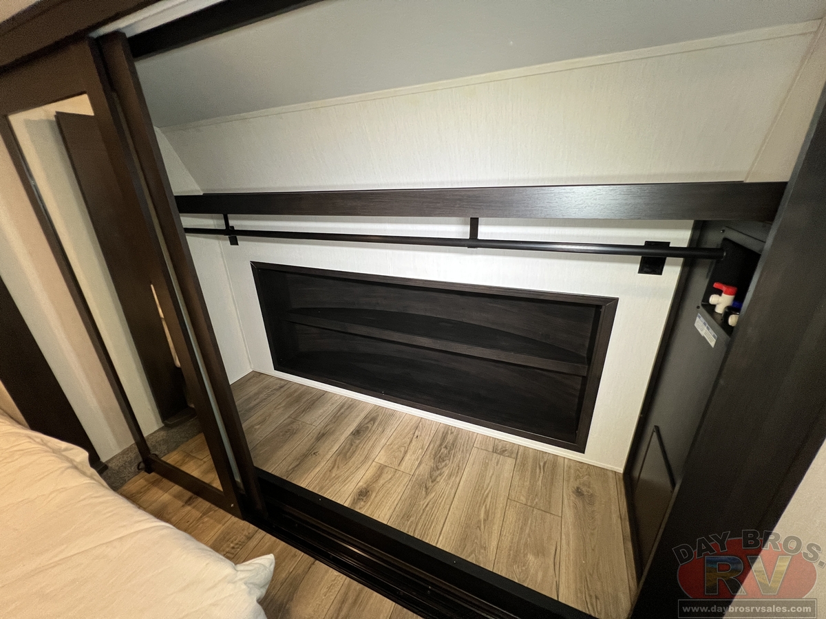 2025 Forest River Sabre 33RLP Fifth Wheel