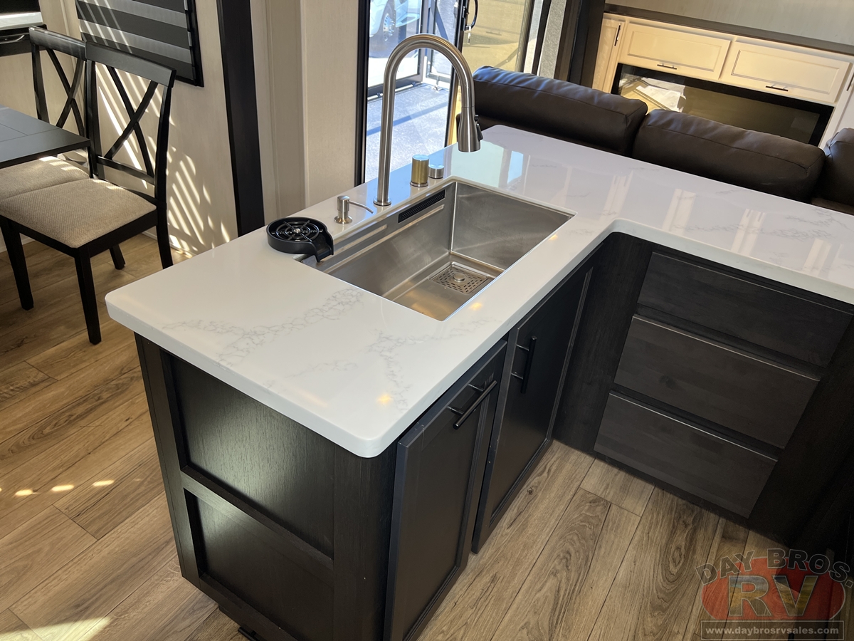 2025 Forest River Sabre 33RLP Fifth Wheel