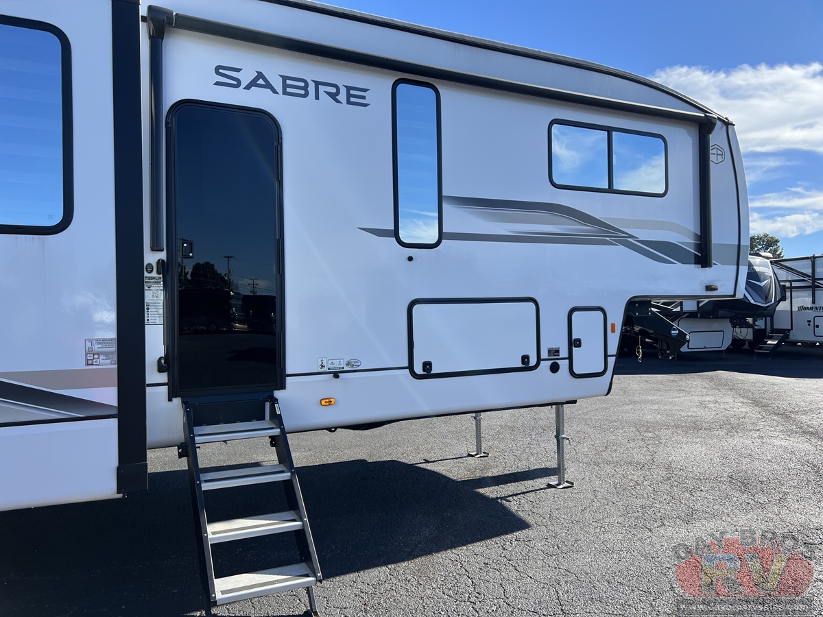 2025 Forest River Sabre 33RLP Fifth Wheel