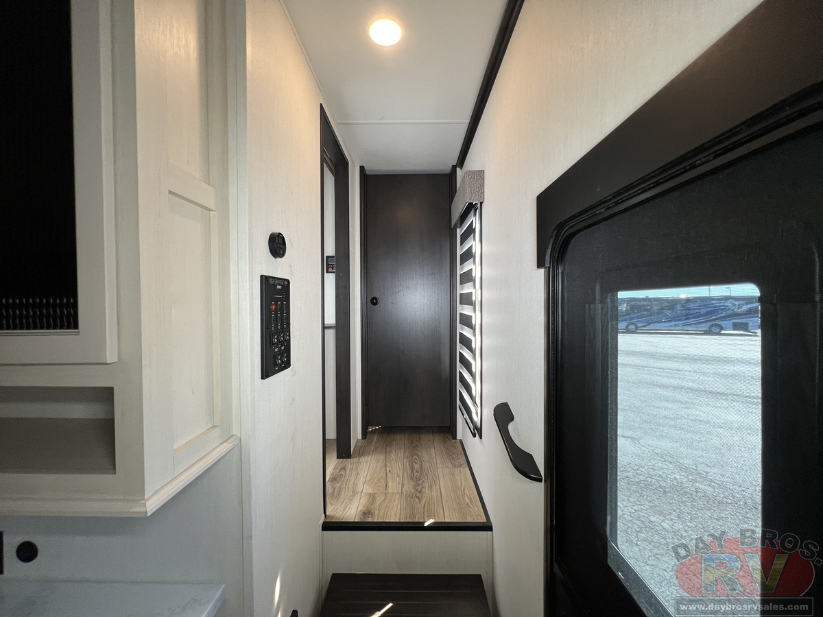 2025 Forest River Sabre 33RLP Fifth Wheel