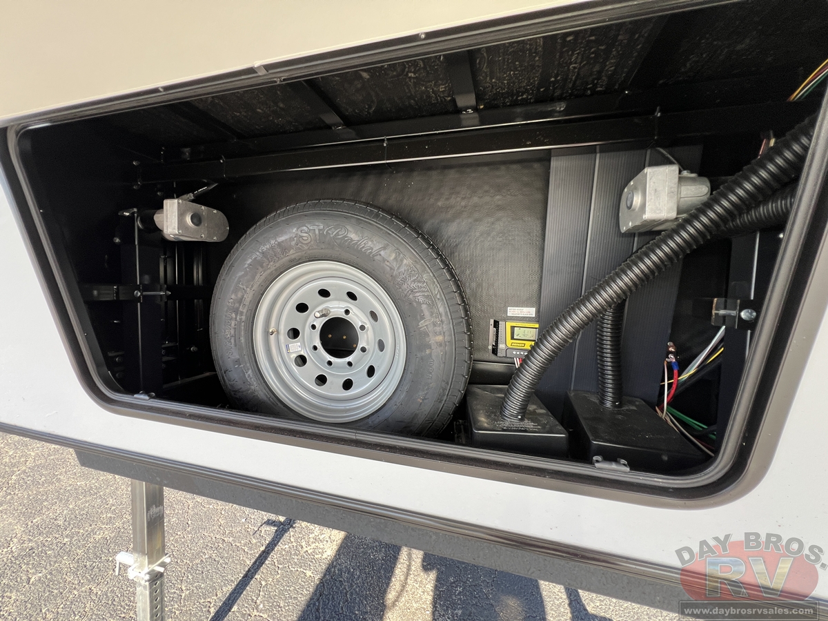 2025 Forest River Sabre 33RLP Fifth Wheel