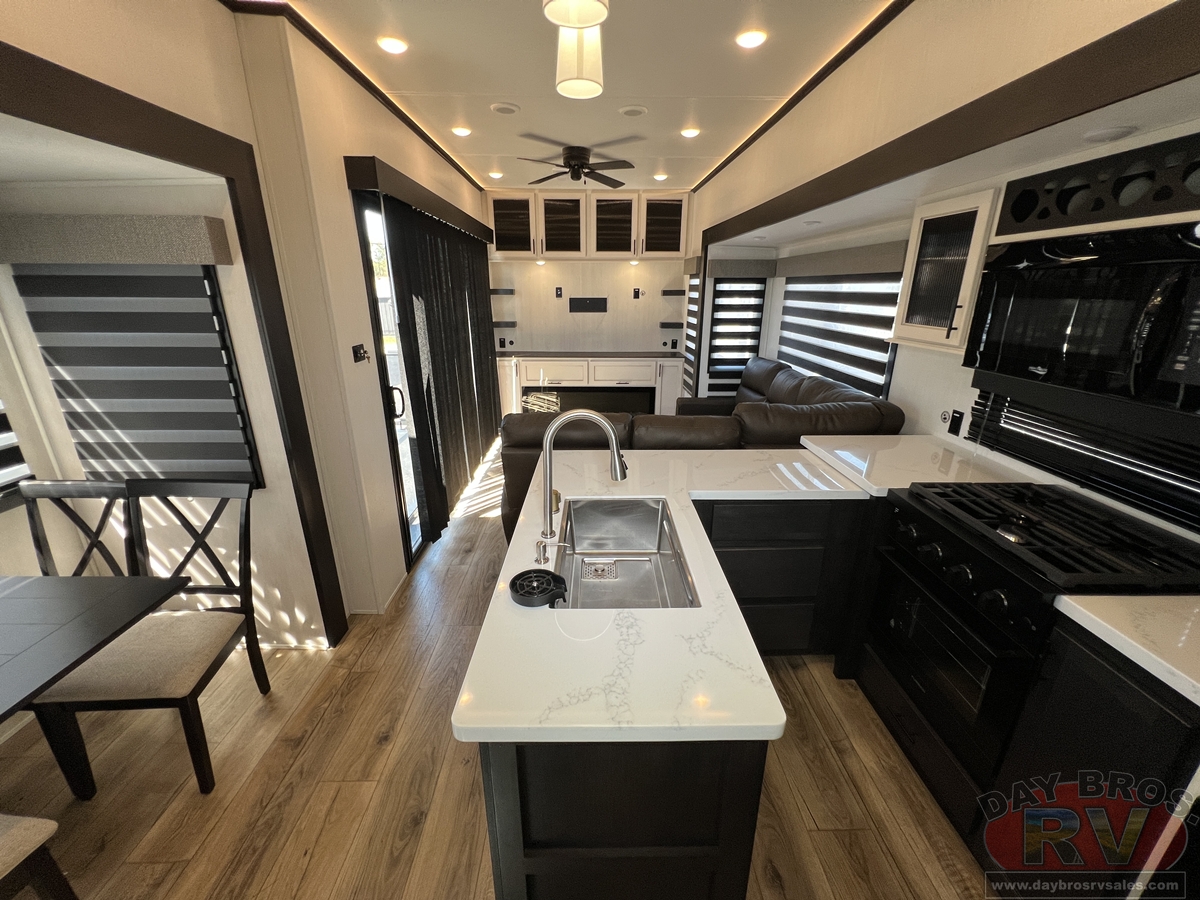 2025 Forest River Sabre 33RLP Fifth Wheel