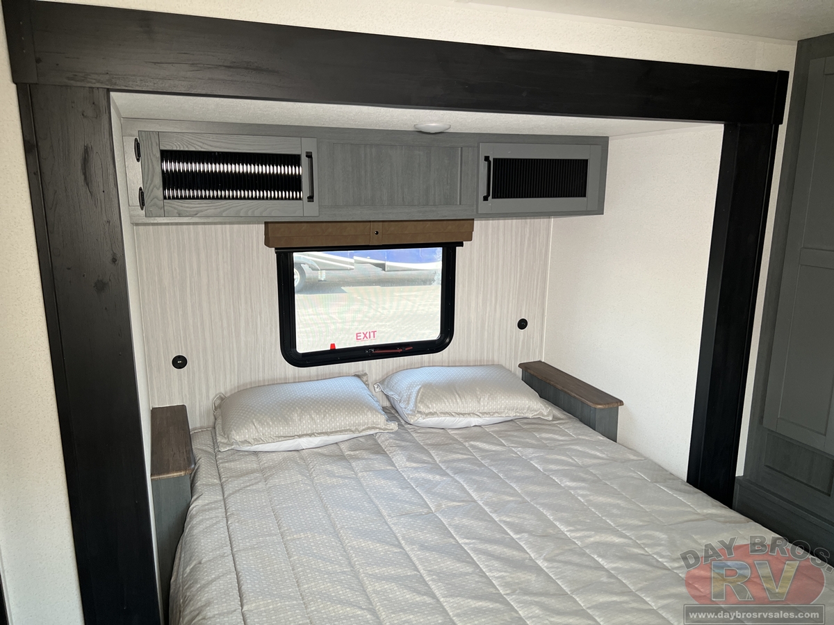 2027 Forest River Puma 32BHFS Travel Trailer