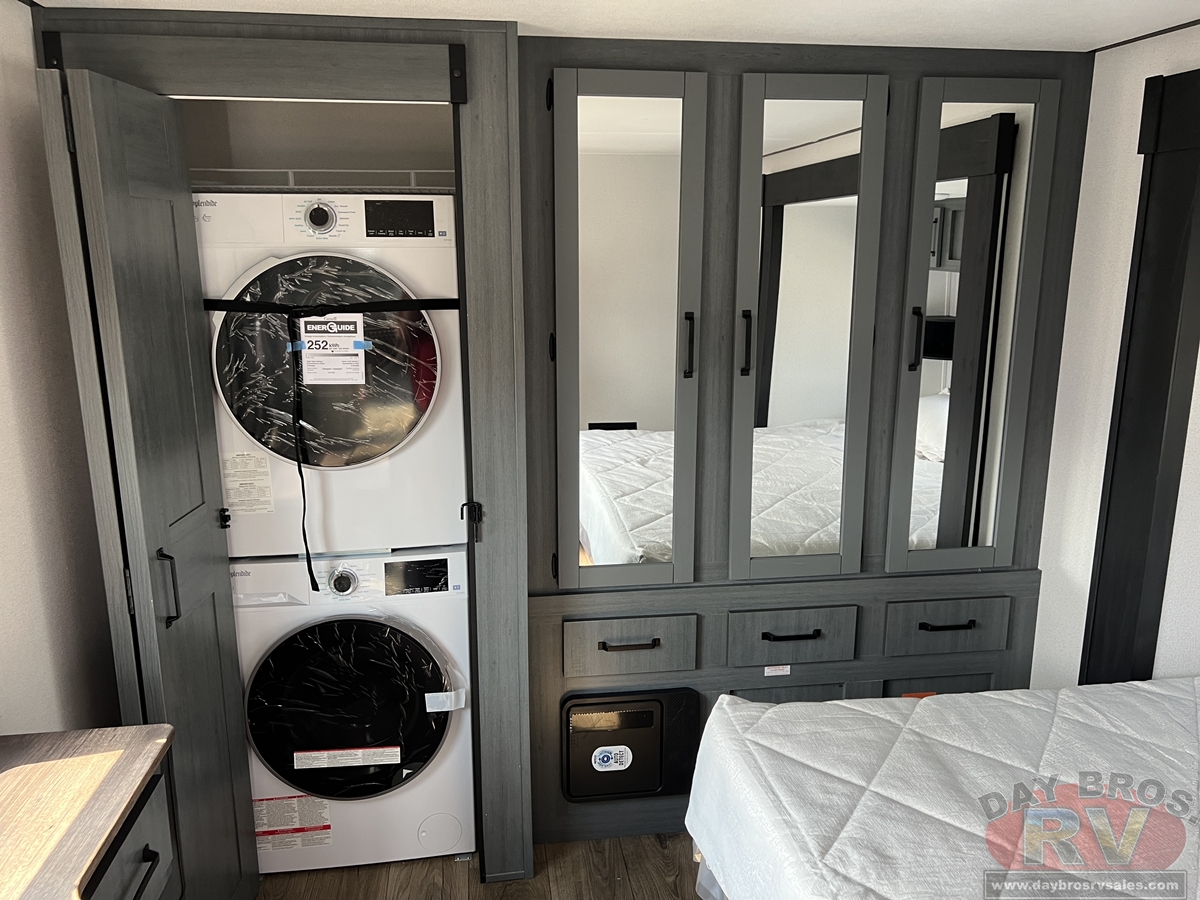 2027 Forest River Puma Vista 402LFT Travel Trailer