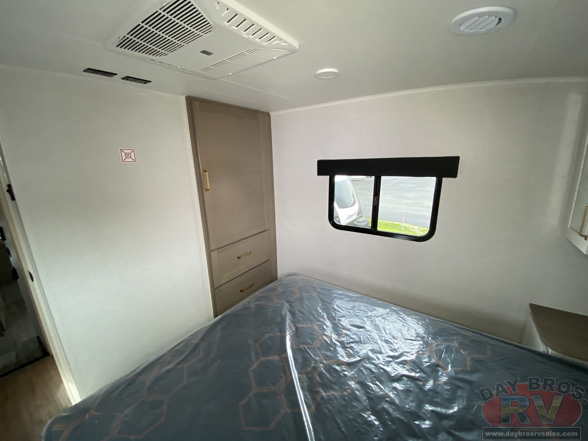 2027 Jayco Eagle SLE Fifth Wheel 28BHU Fifth Wheel