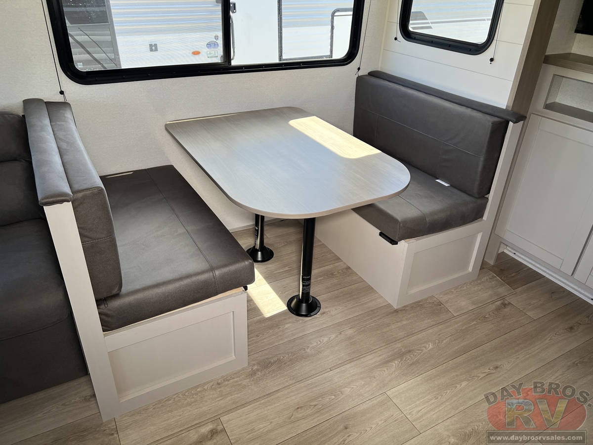 2027 Jayco Jay Flight 262RLS Travel Trailer