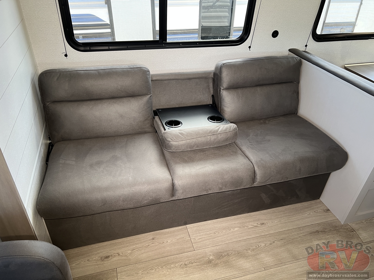 2027 Jayco Jay Flight 262RLS Travel Trailer