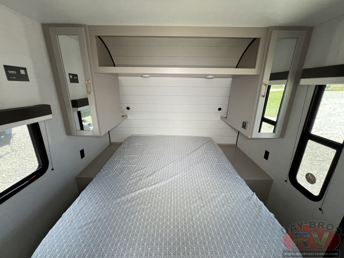 2027 Jayco Jay Flight 262RLS Travel Trailer