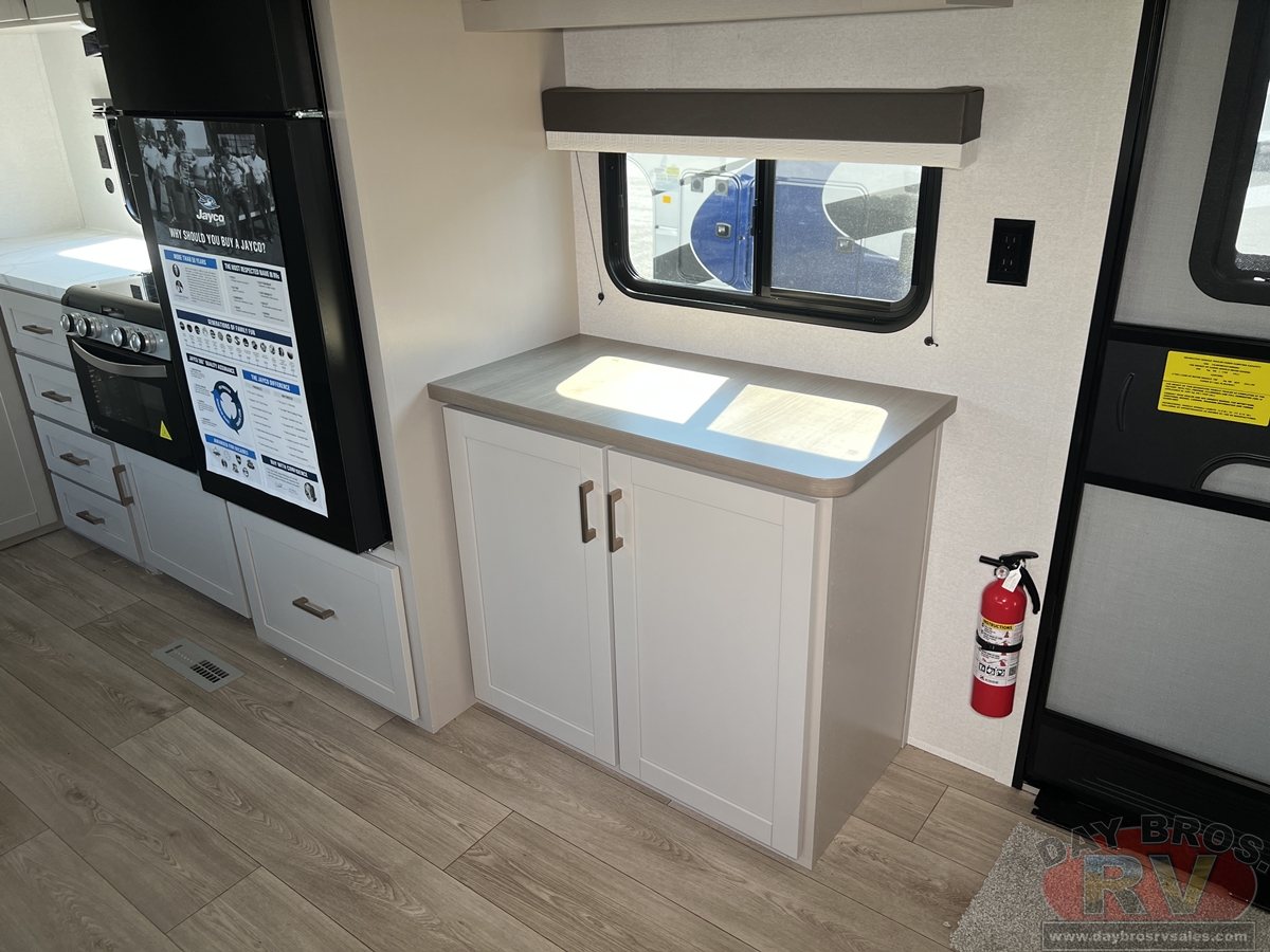 2027 Jayco Jay Flight 335BHS Travel Trailer