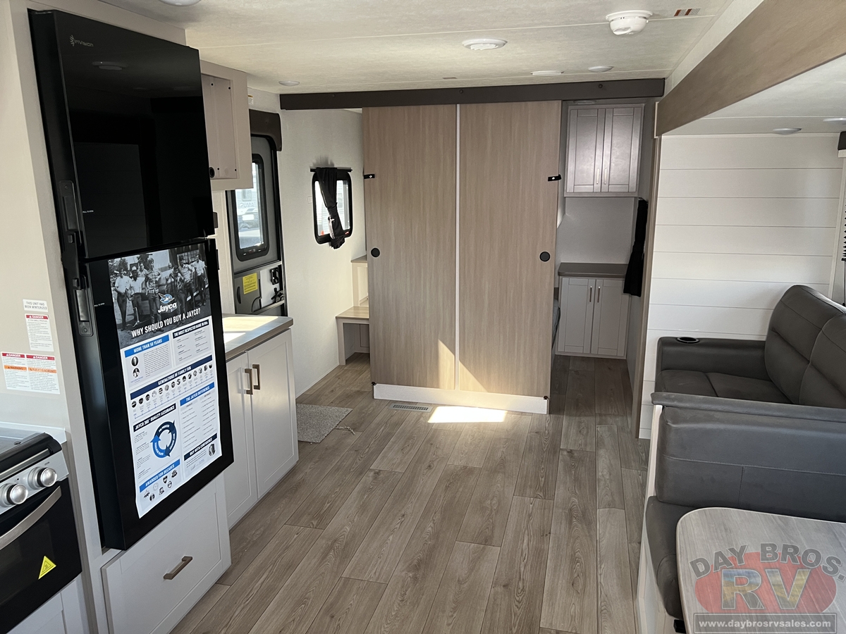 2027 Jayco Jay Flight 335BHS Travel Trailer