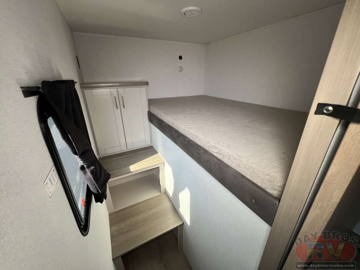 2027 Jayco Jay Flight 335BHS Travel Trailer