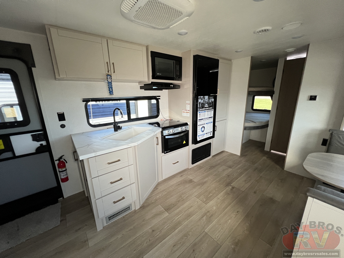2027 Jayco Jay Flight SLX 261BHS Travel Trailer