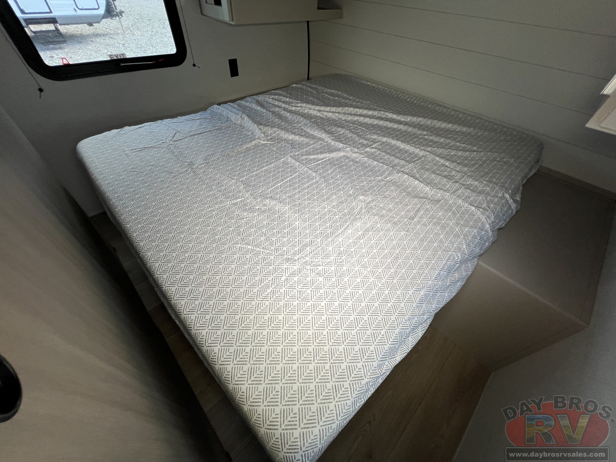 2027 Jayco Jay Flight SLX 261BHS Travel Trailer