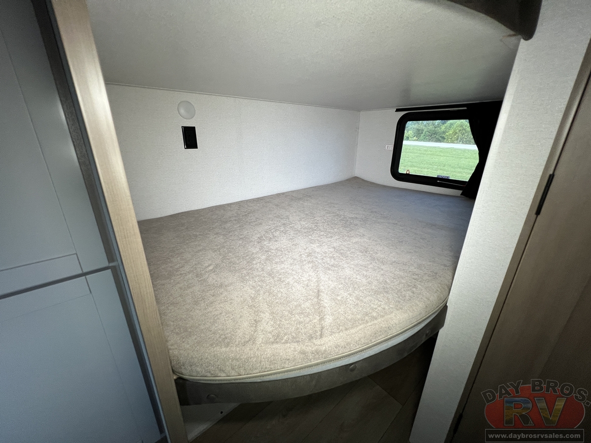 2027 Jayco Jay Flight SLX 261BHS Travel Trailer