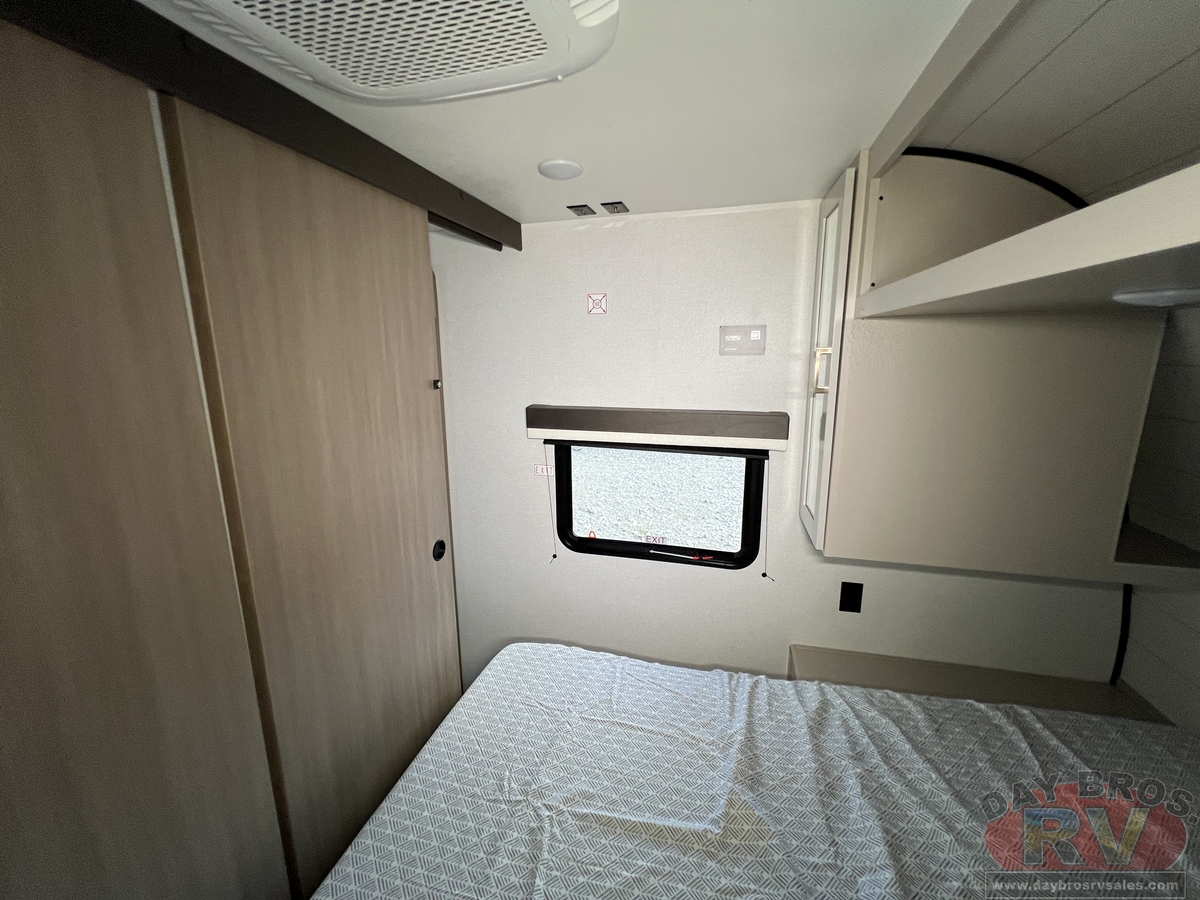 2027 Jayco Jay Flight SLX 261BHS Travel Trailer