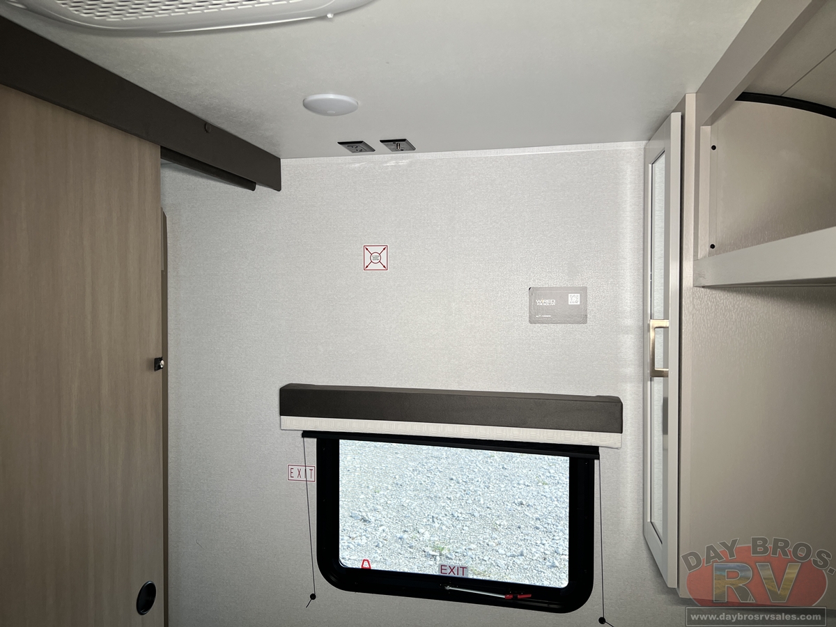 2027 Jayco Jay Flight SLX 261BHS Travel Trailer