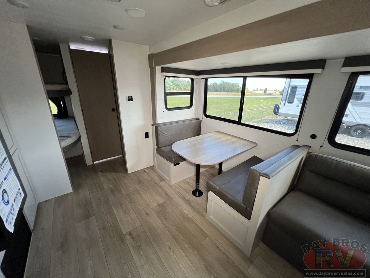 2027 Jayco Jay Flight SLX 261BHS Travel Trailer