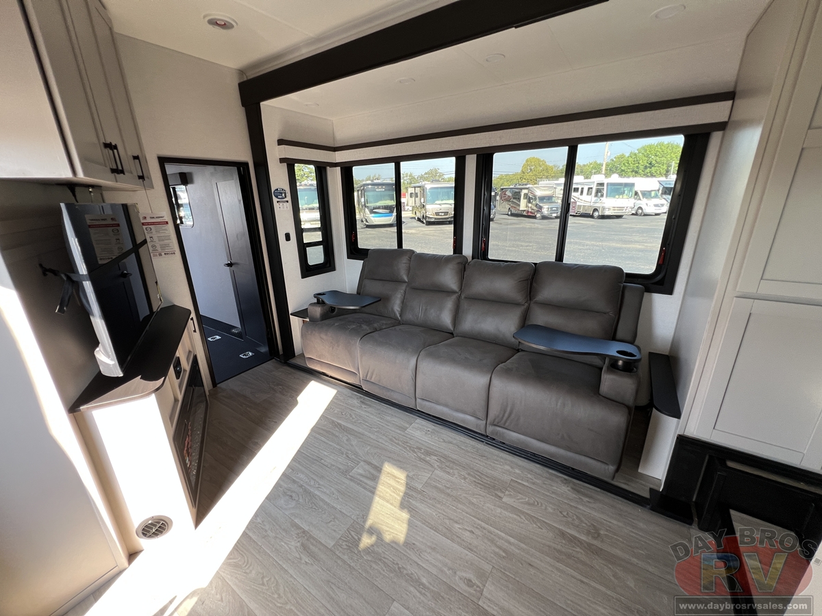 2027 Jayco Seismic Fifth Wheel Toy Hauler 413 Toy Hauler Fifth Wheel