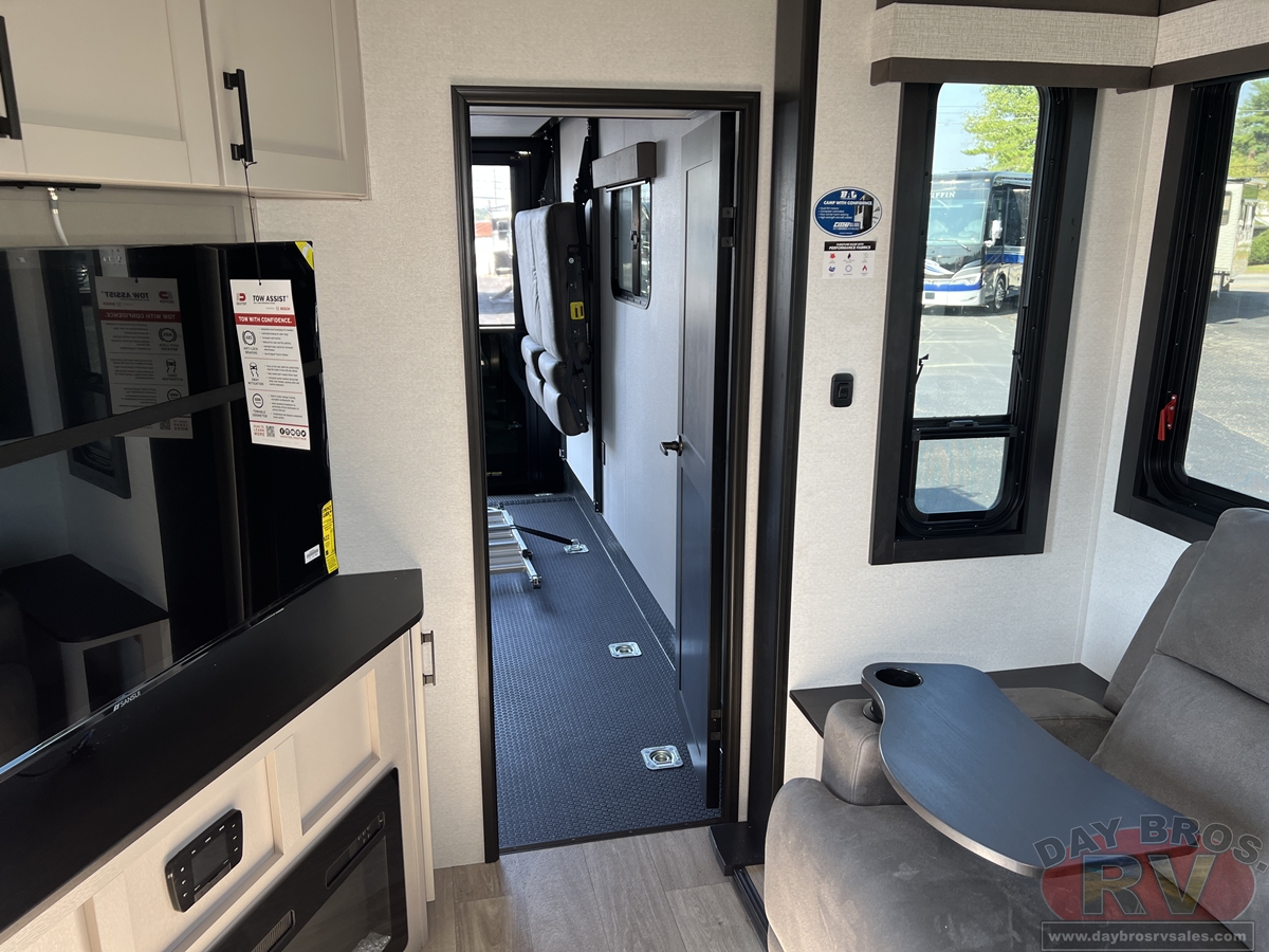 2027 Jayco Seismic Fifth Wheel Toy Hauler 413 Toy Hauler Fifth Wheel