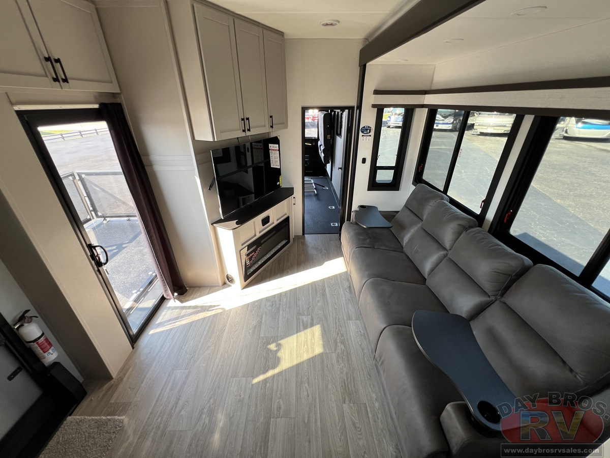 2027 Jayco Seismic Fifth Wheel Toy Hauler 413 Toy Hauler Fifth Wheel
