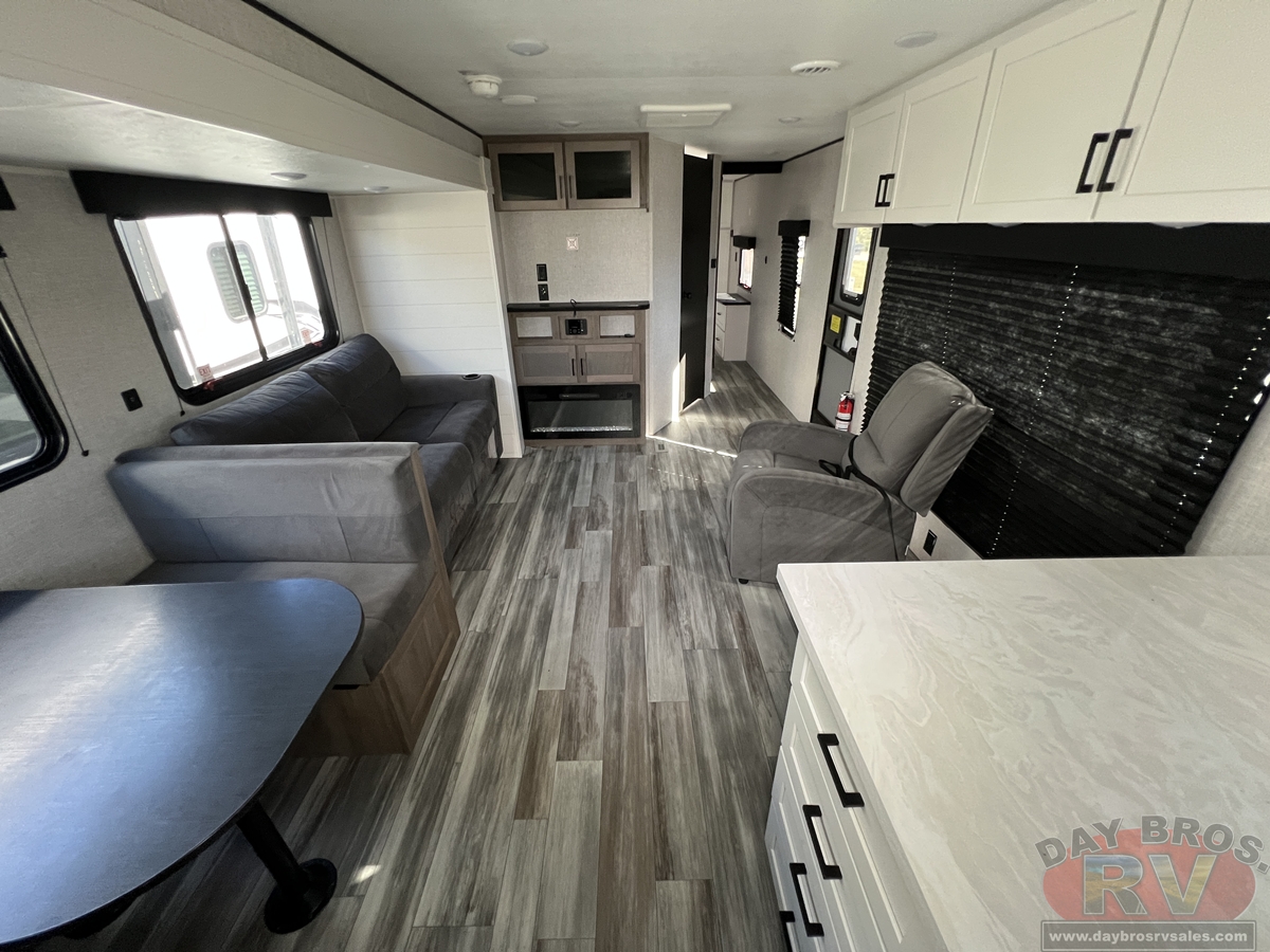 2025 Jayco Jay Flight SLX 290RKS Travel Trailer