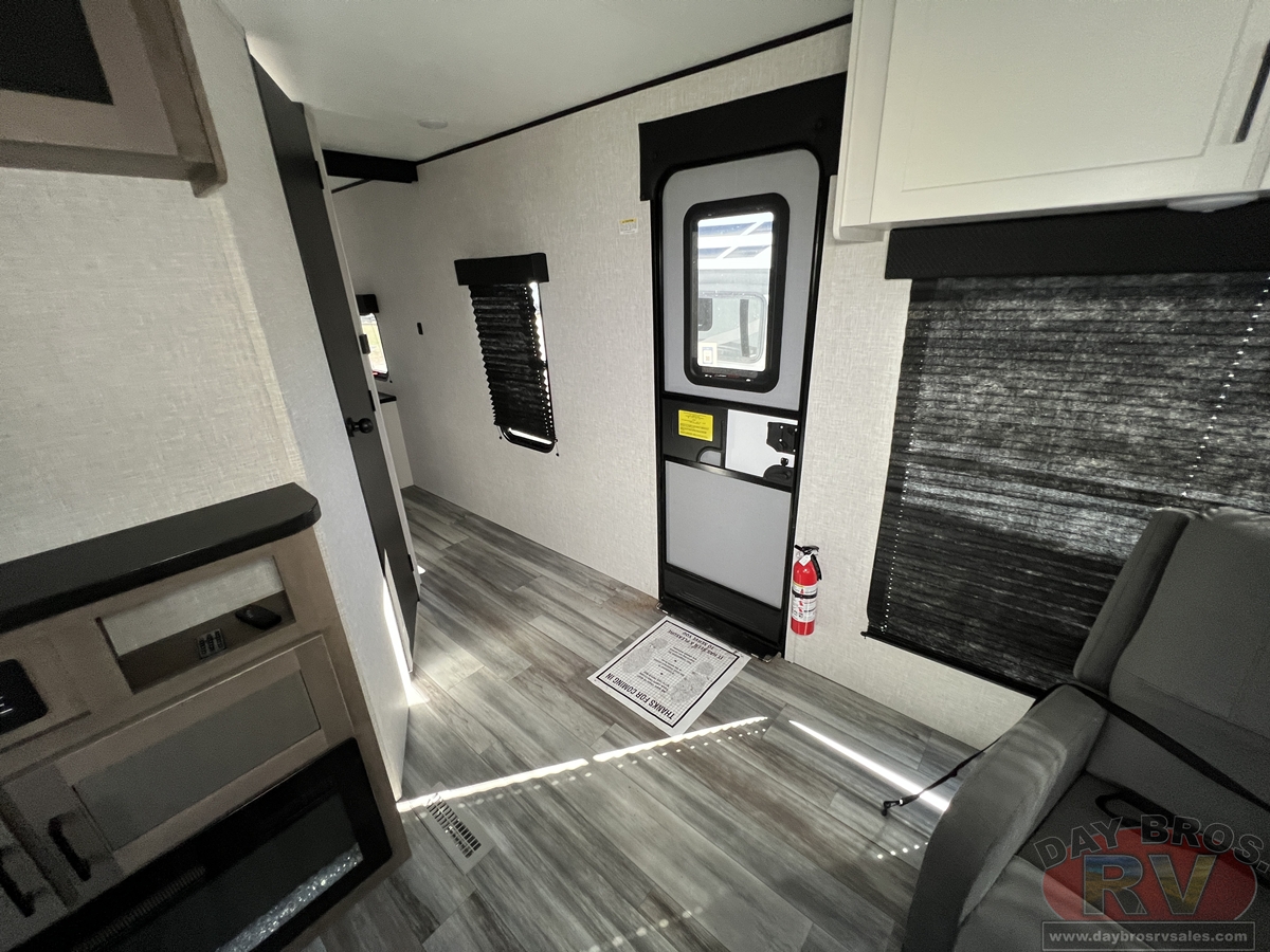 2025 Jayco Jay Flight SLX 290RKS Travel Trailer