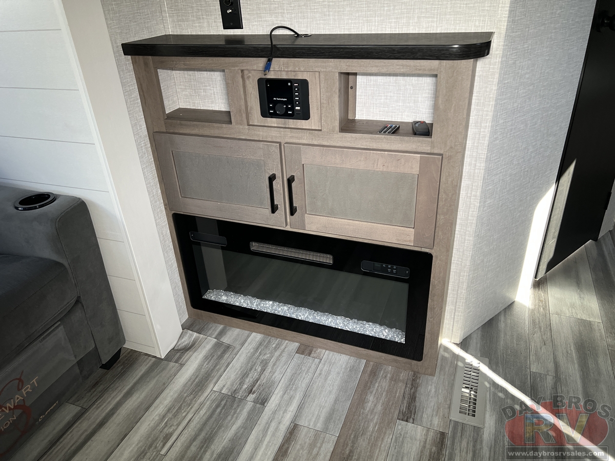 2025 Jayco Jay Flight SLX 290RKS Travel Trailer