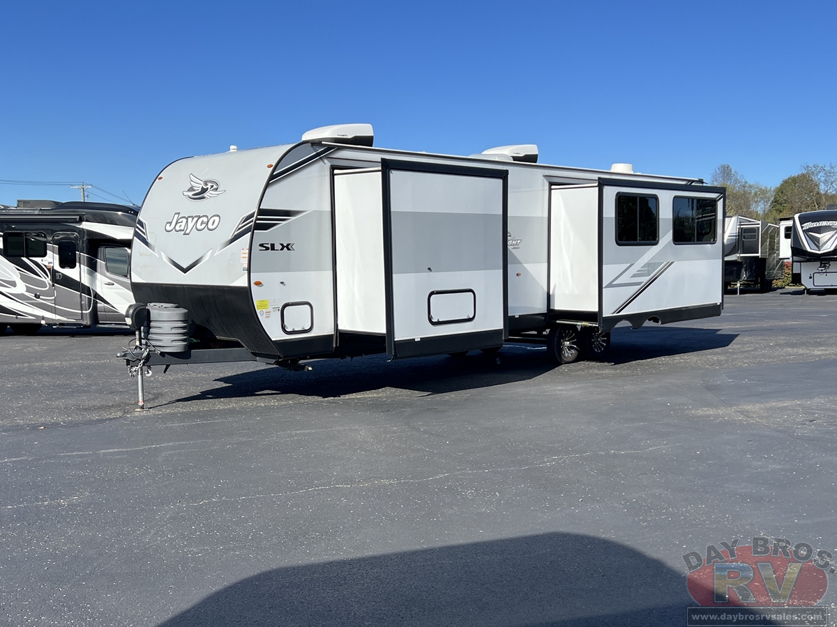 2025 Jayco Jay Flight SLX 290RKS Travel Trailer