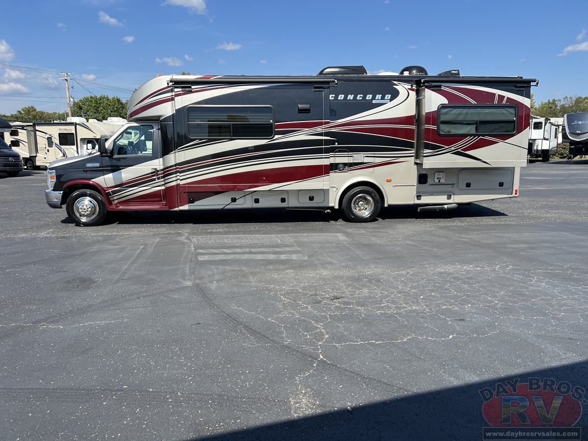 2015 Coachmen Concord 300TS Ford Motorhome