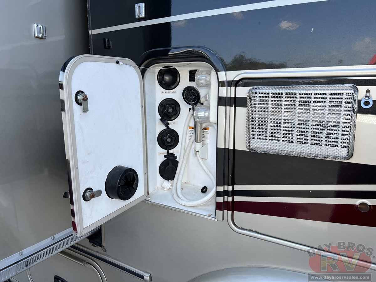 2015 Coachmen Concord 300TS Ford Motorhome