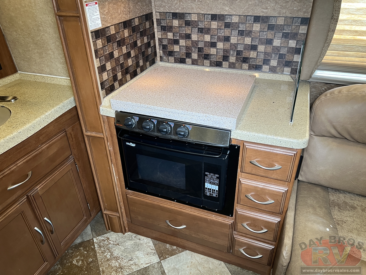 2015 Coachmen Concord 300TS Ford Motorhome