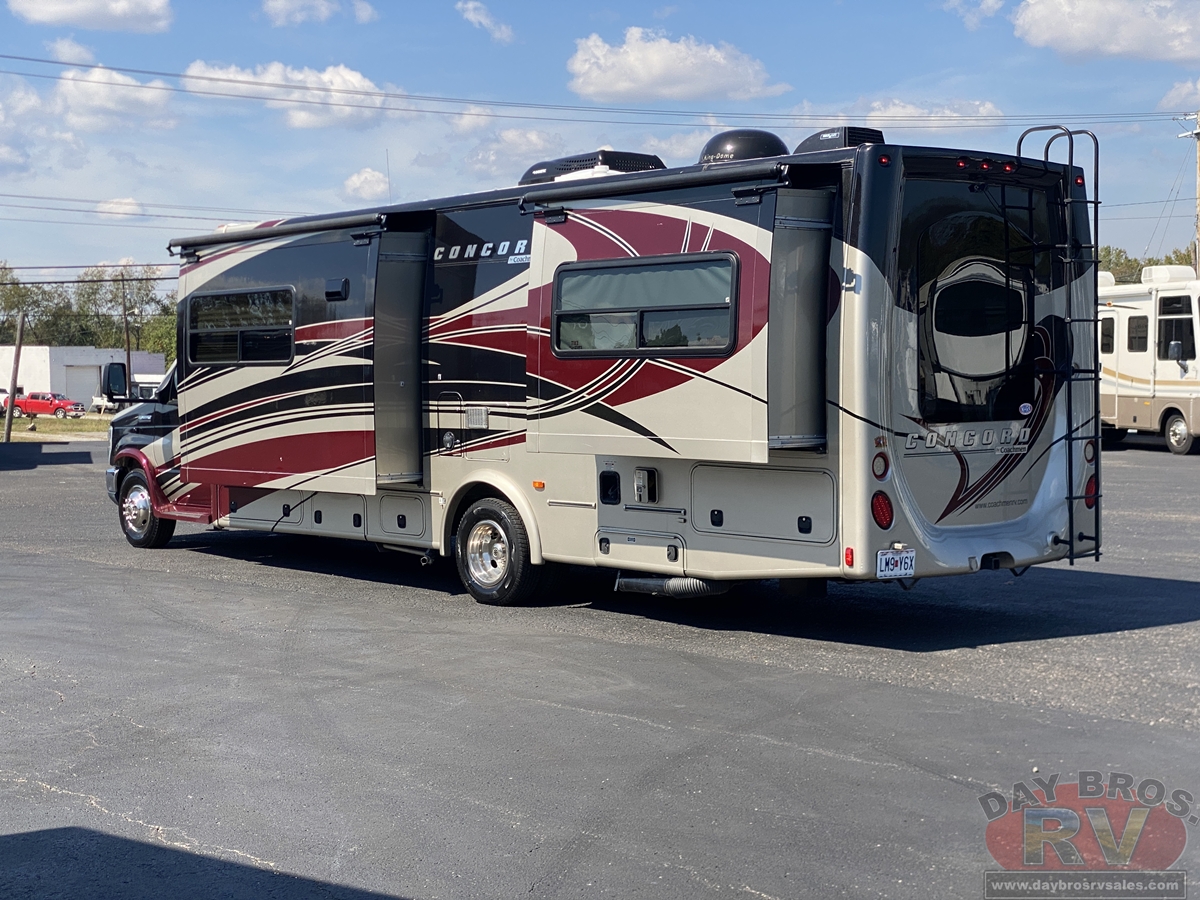 2015 Coachmen Concord 300TS Ford Motorhome