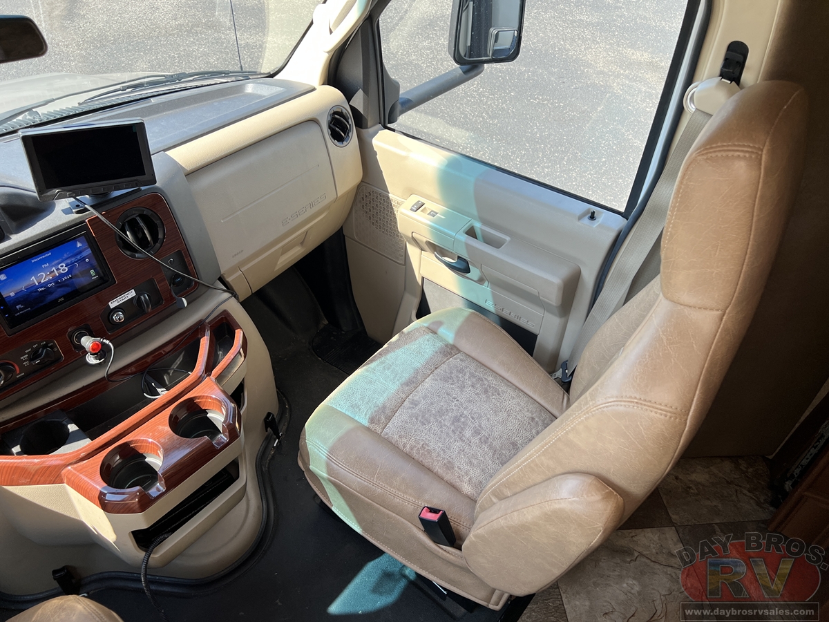 2015 Coachmen Concord 300TS Ford Motorhome