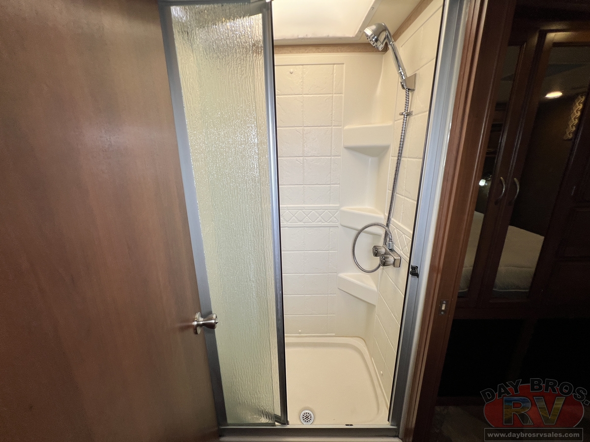 2015 Coachmen Concord 300TS Ford Motorhome