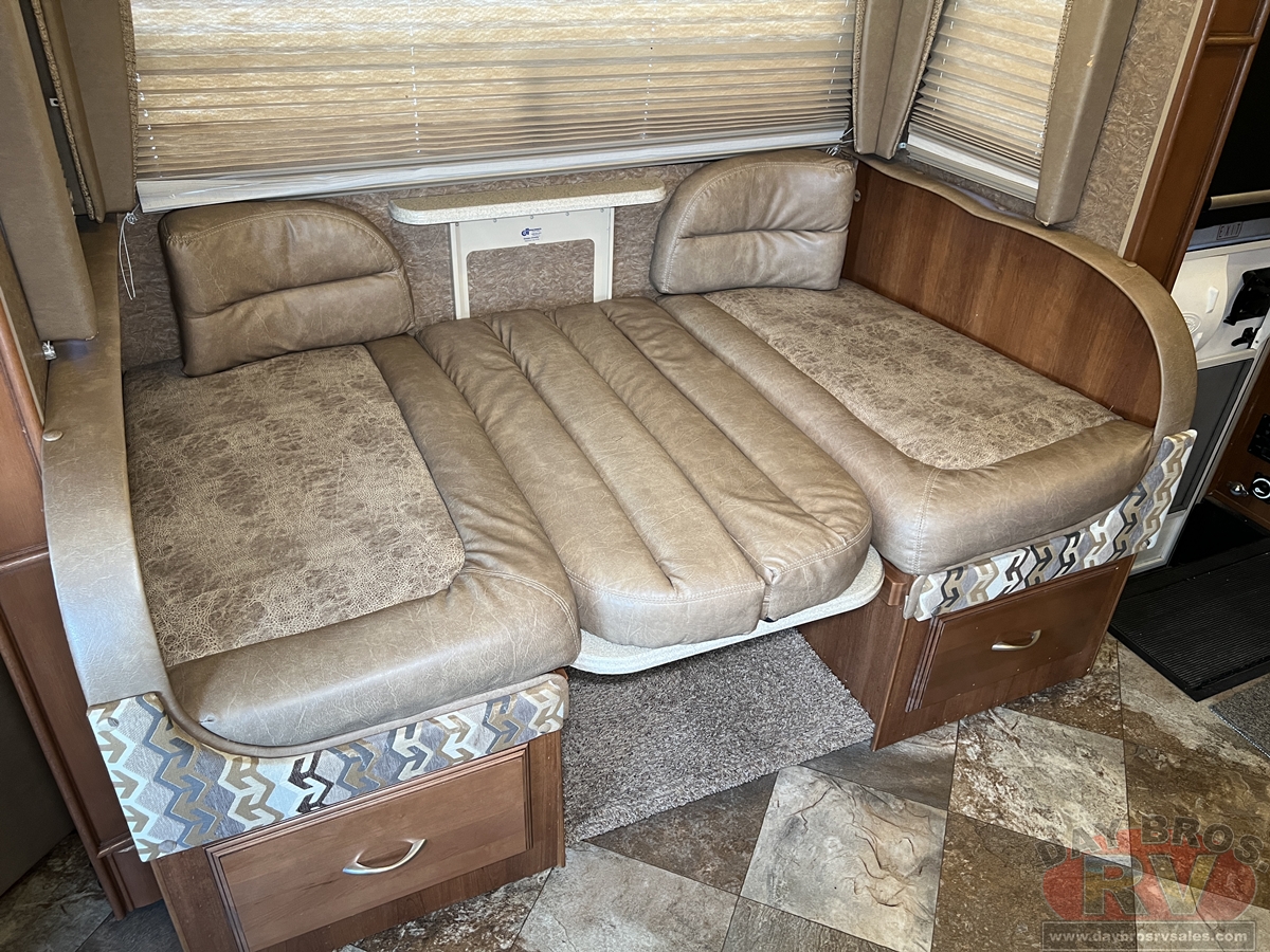 2015 Coachmen Concord 300TS Ford Motorhome