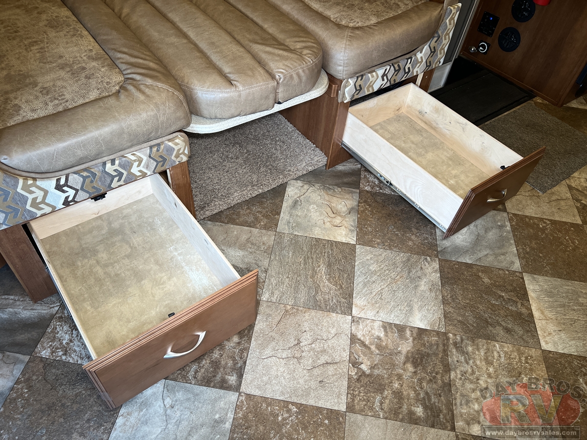 2015 Coachmen Concord 300TS Ford Motorhome