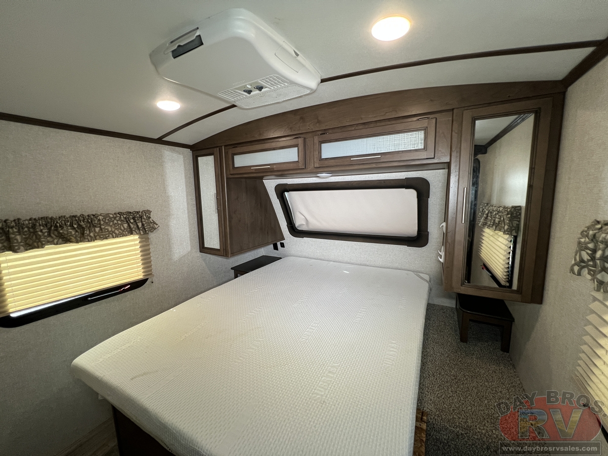 2020 Keystone RV Cougar Half-Ton 29BHS Travel Trailer