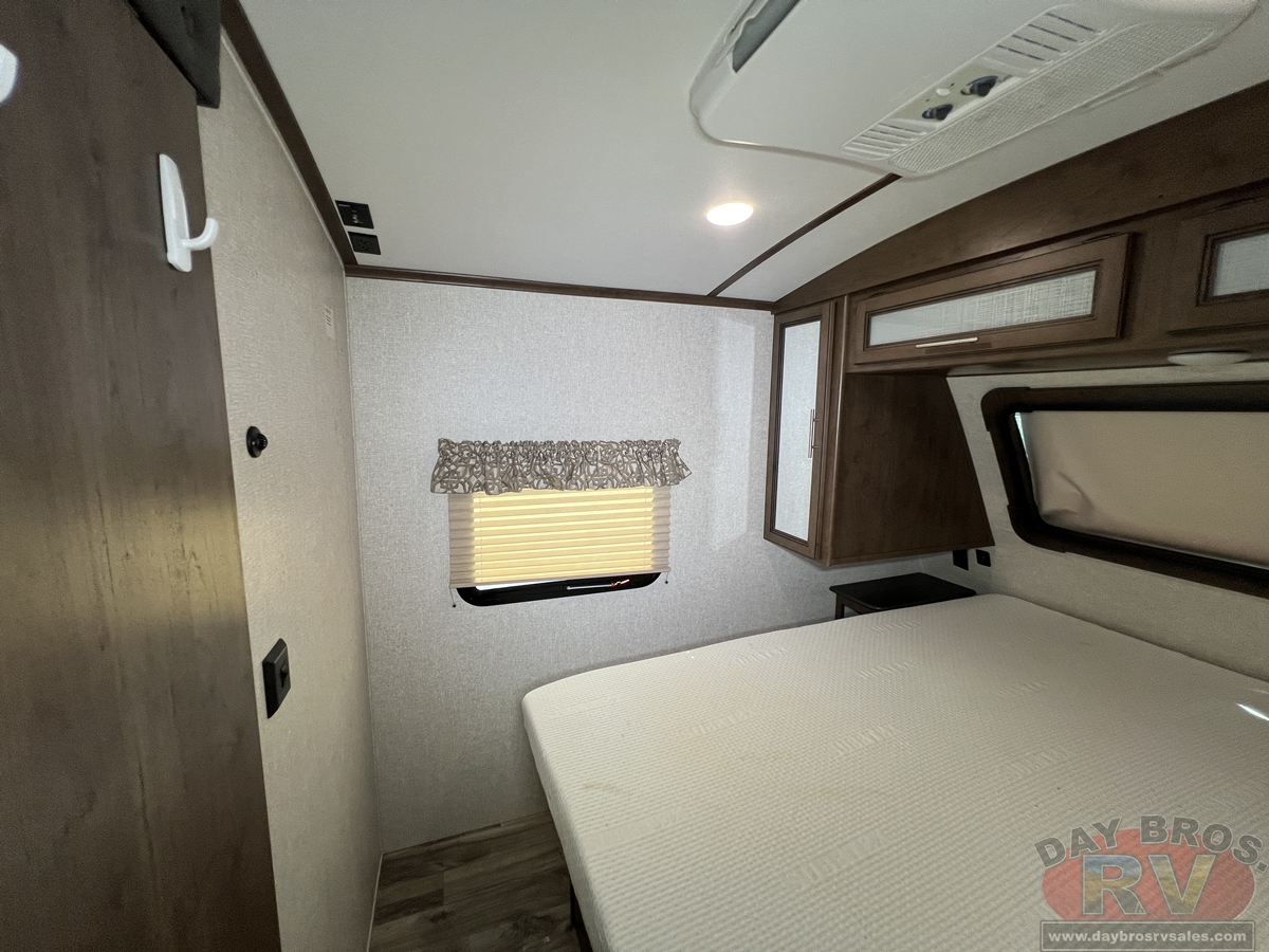 2020 Keystone RV Cougar Half-Ton 29BHS Travel Trailer