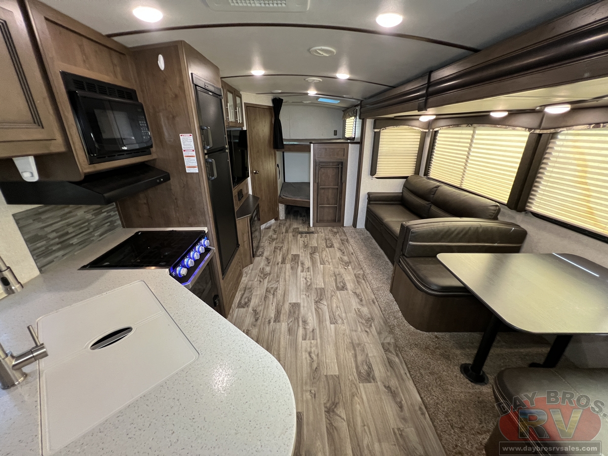 2020 Keystone RV Cougar Half-Ton 29BHS Travel Trailer