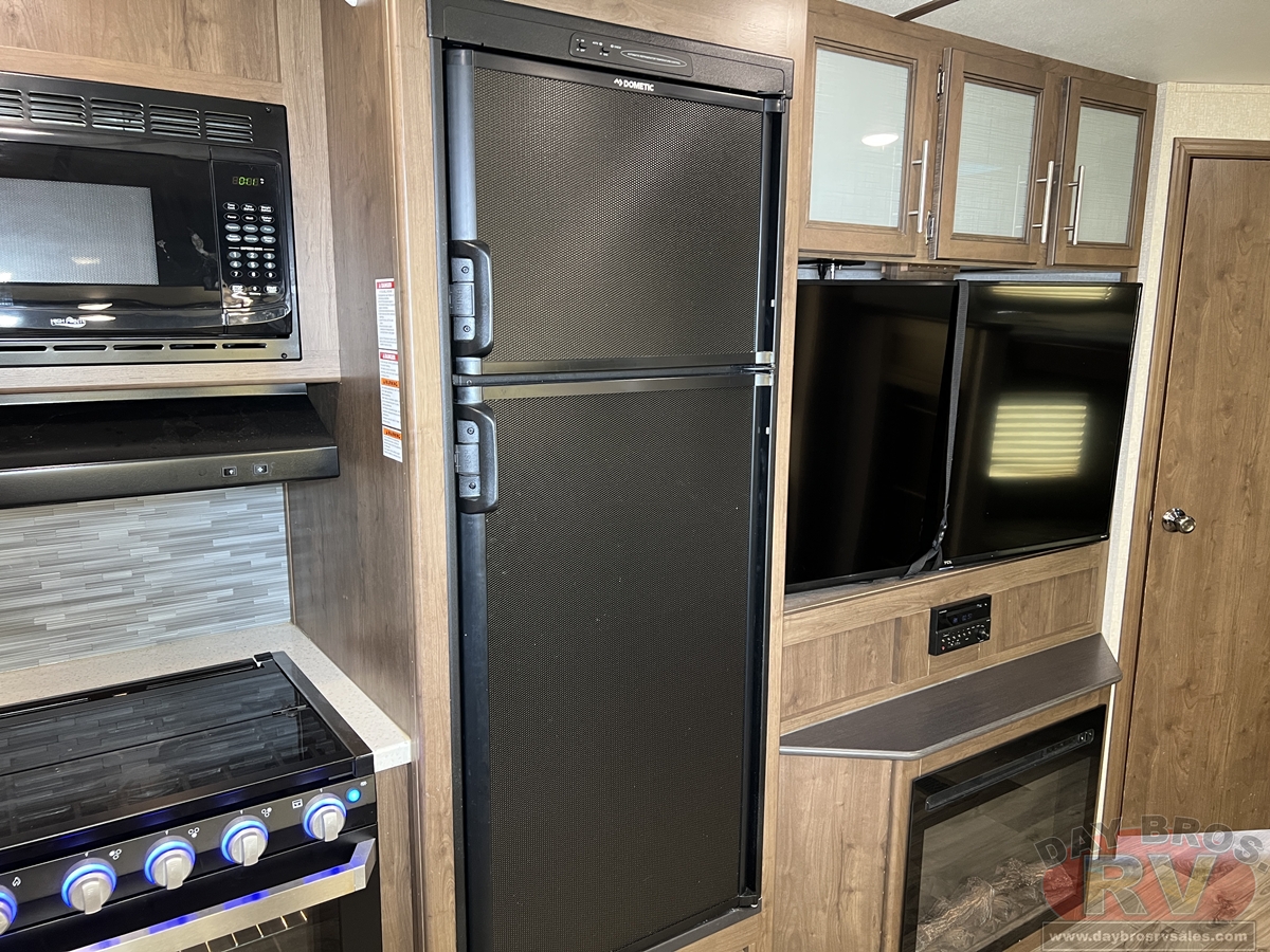 2020 Keystone RV Cougar Half-Ton 29BHS Travel Trailer