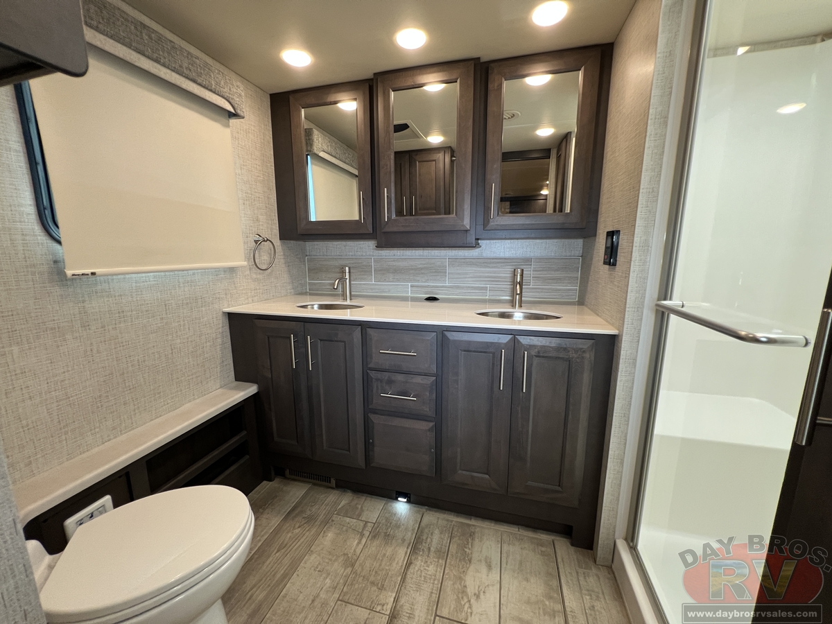 2022 Thor Motor Coach Aria Motorhome