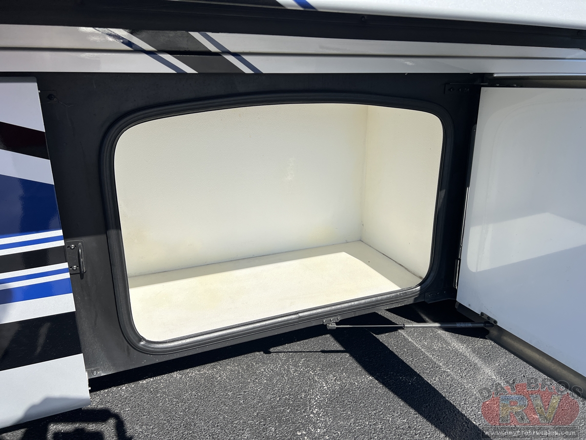 2022 Thor Motor Coach Aria Motorhome