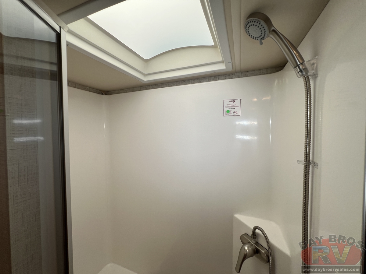 2022 Thor Motor Coach Aria Motorhome