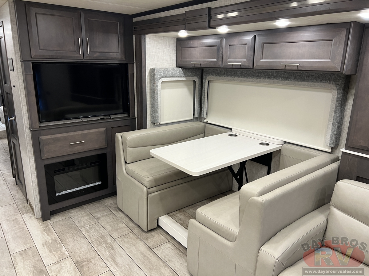 2022 Thor Motor Coach Aria Motorhome