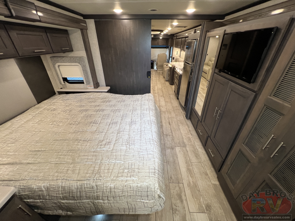 2022 Thor Motor Coach Aria Motorhome