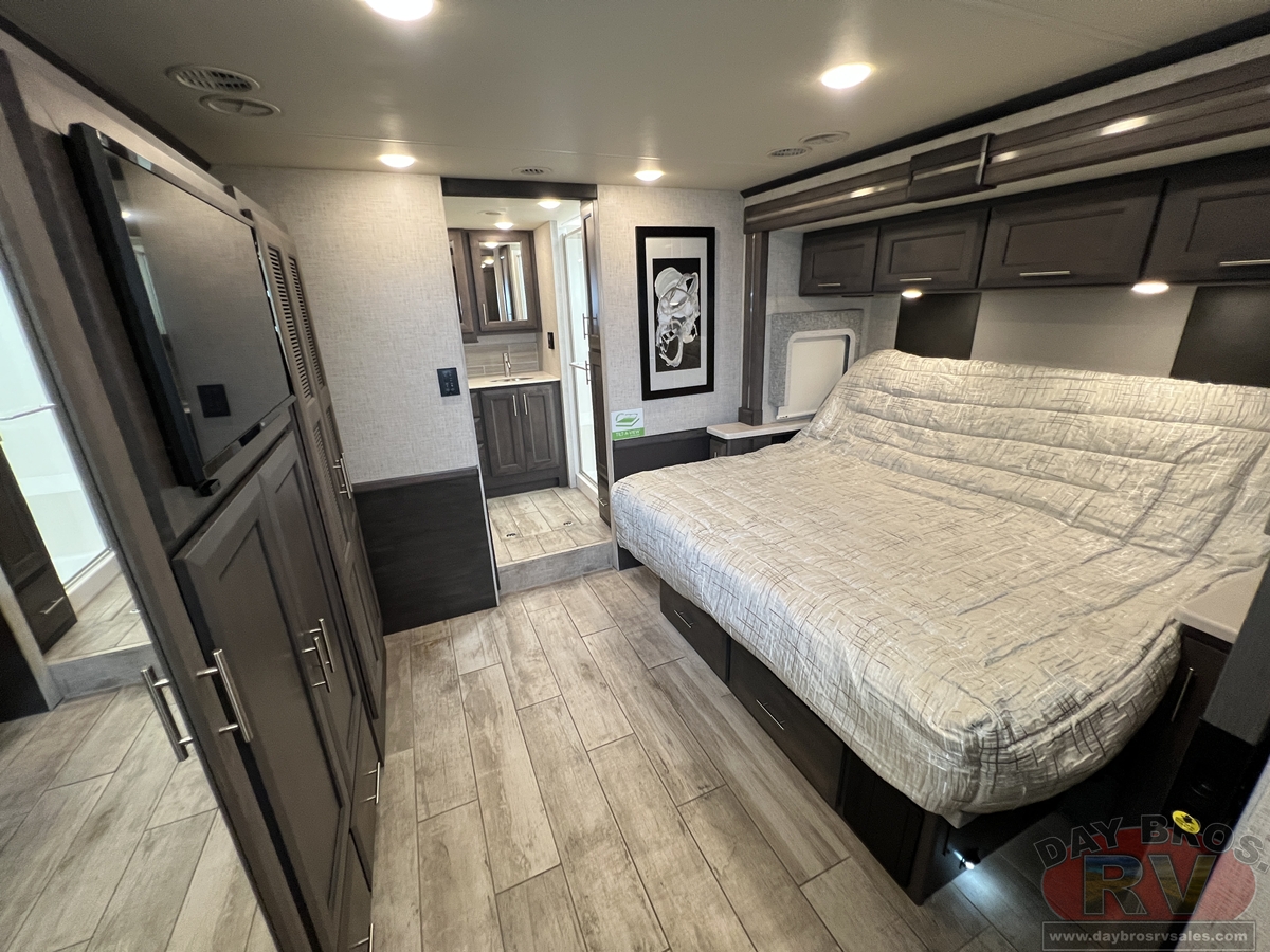 2022 Thor Motor Coach Aria Motorhome